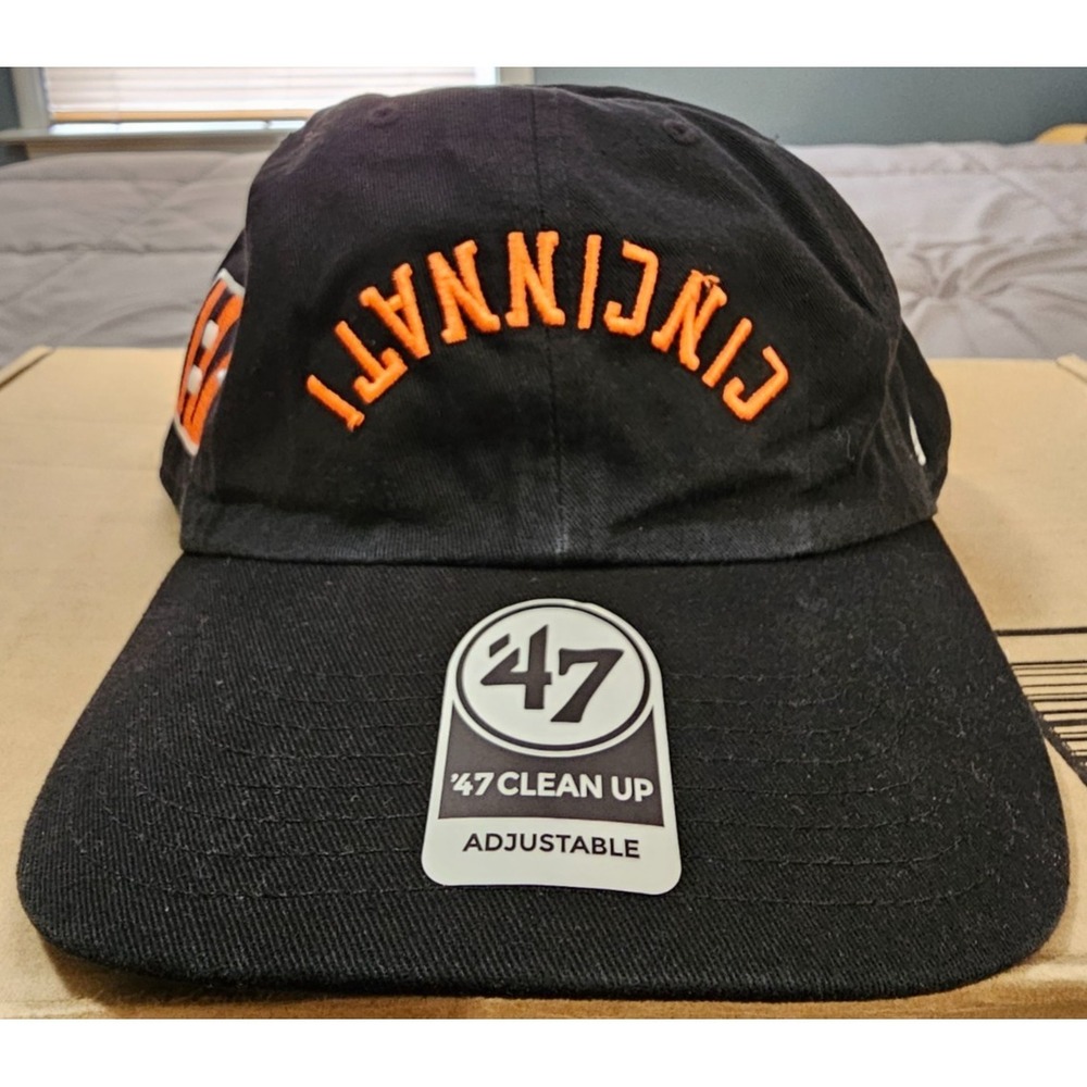 '47® Cincinnati Bengals Flip Script (Upside Down) Clean Up Adjustable Hat, Black